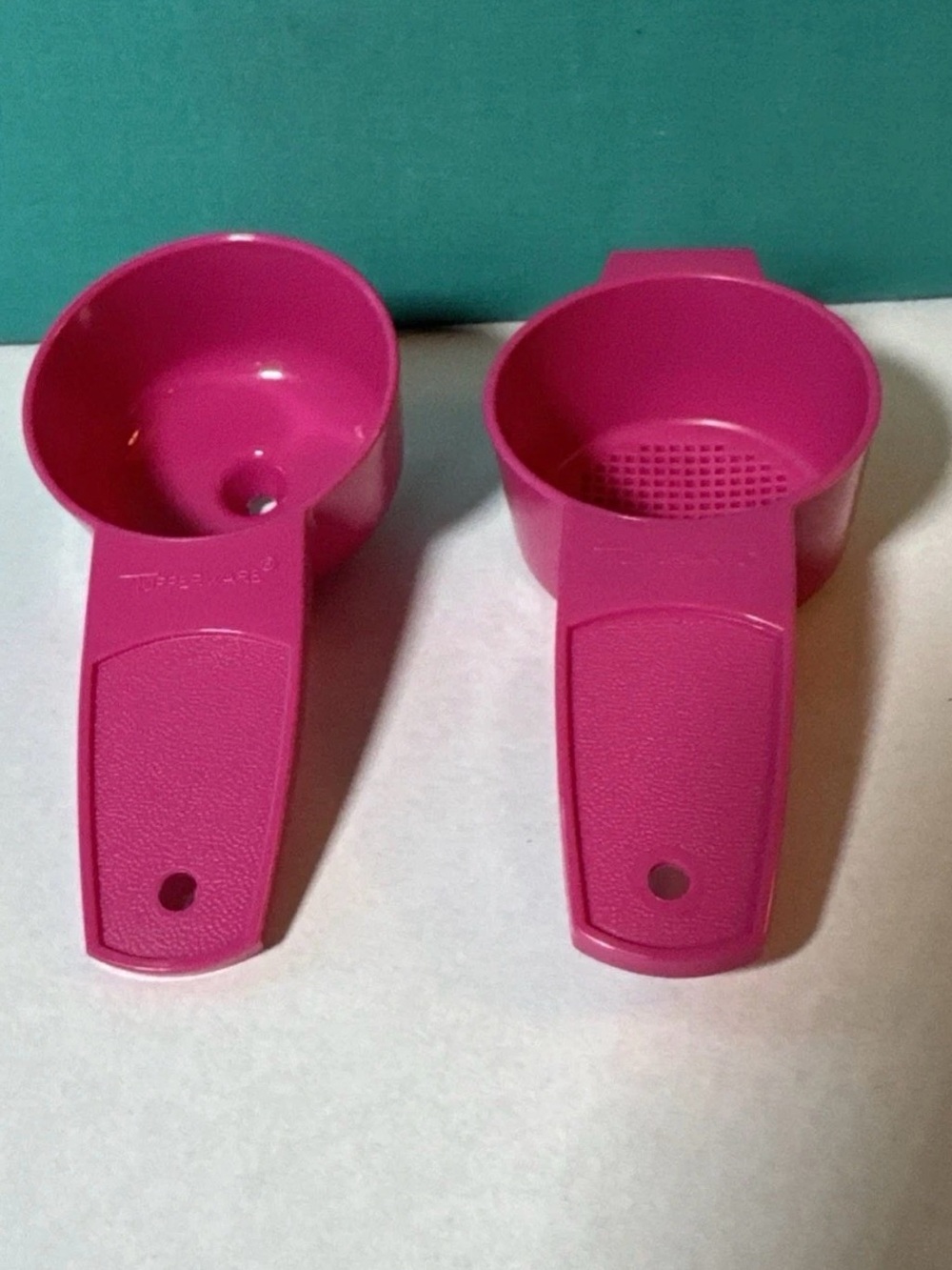 Tupperware Pink Mini Funnel & Strainer Set NEW tea time